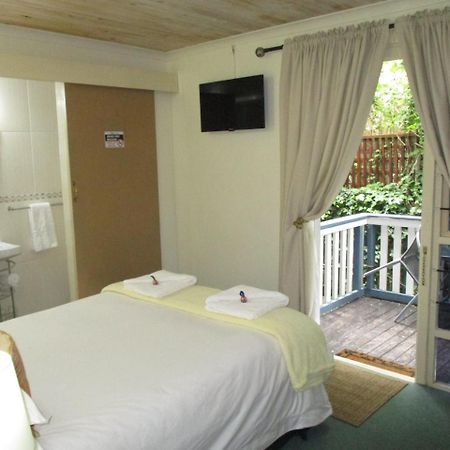 Knysna Herons Guest House ภายนอก รูปภาพ