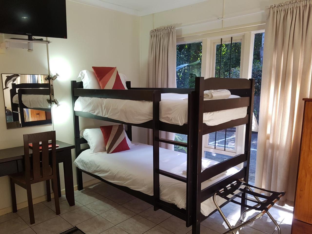 Knysna Herons Guest House ภายนอก รูปภาพ