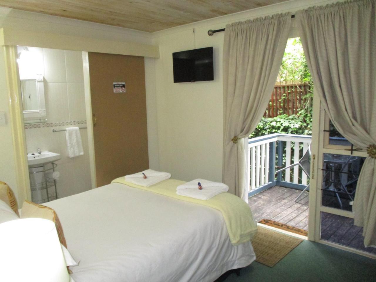 Knysna Herons Guest House ภายนอก รูปภาพ