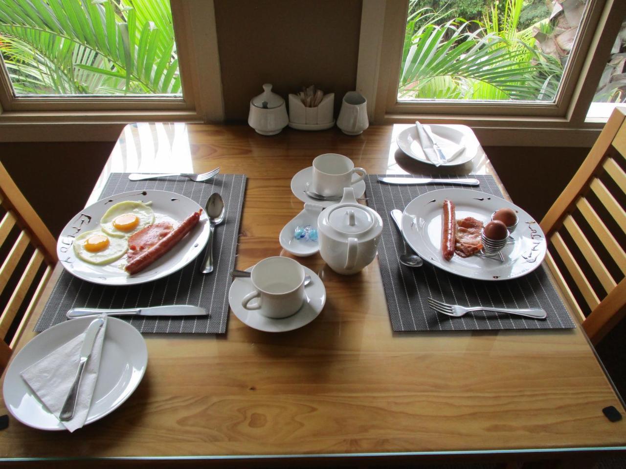 Knysna Herons Guest House ภายนอก รูปภาพ