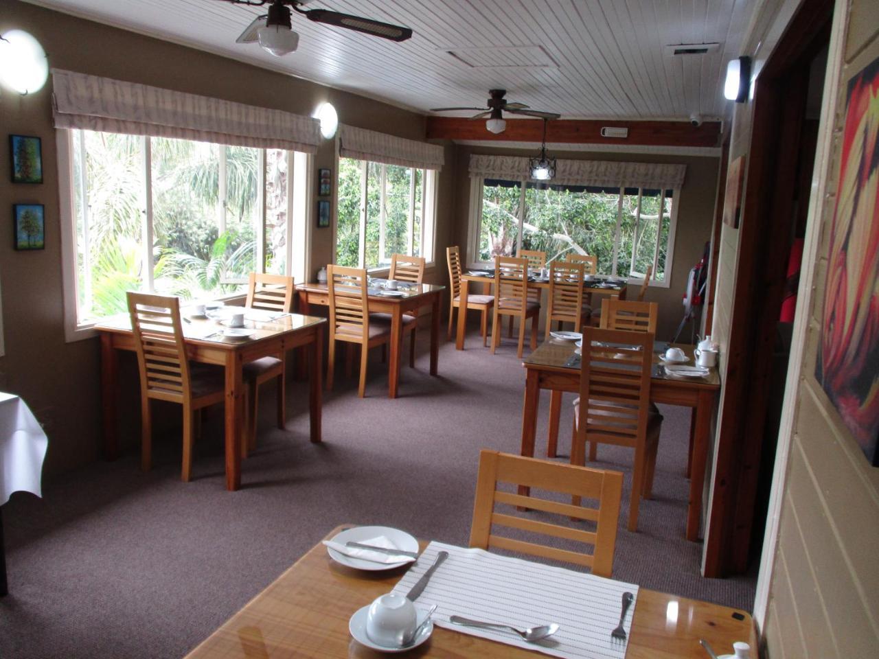Knysna Herons Guest House ภายนอก รูปภาพ