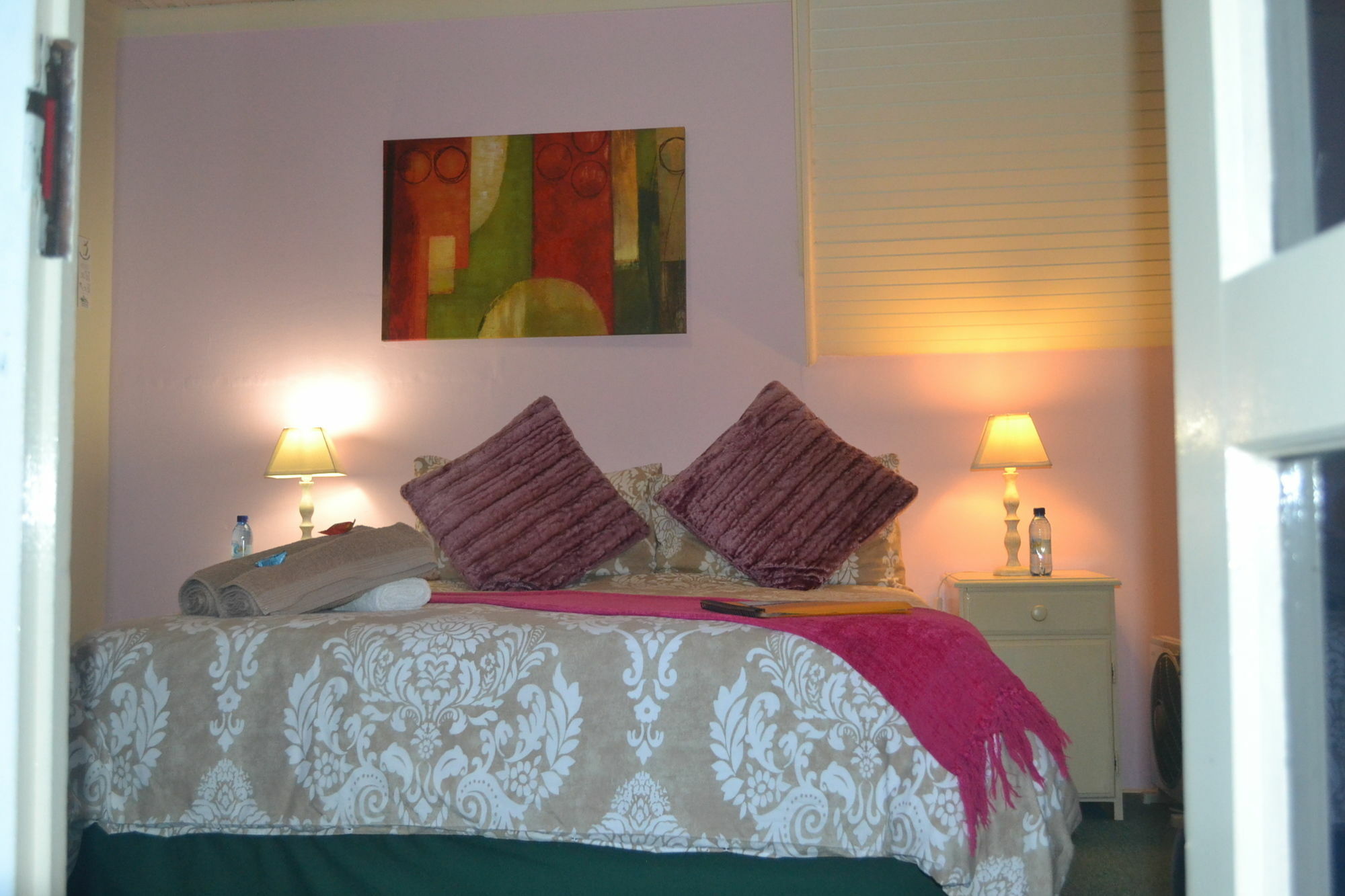 Knysna Herons Guest House ภายนอก รูปภาพ